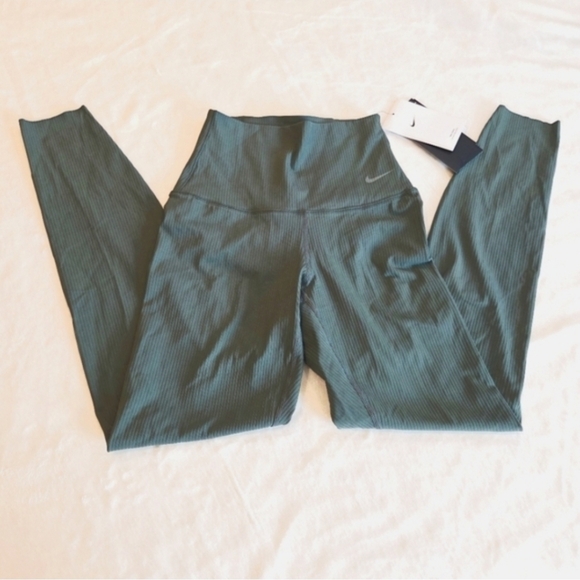 Nike Pants - Nike Zenvy Ribbed High-Rise 7/8 Leggings Faded Spruce Green - NWT  XS Womens